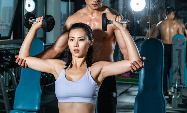 如何在健身房正确健身减脂