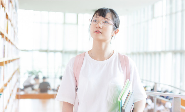 新鲜的柠檬要不要放在冰箱冷藏室里