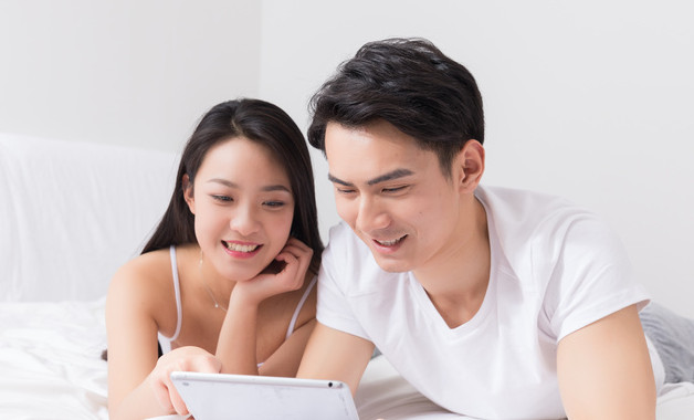 手心红点怎么回事